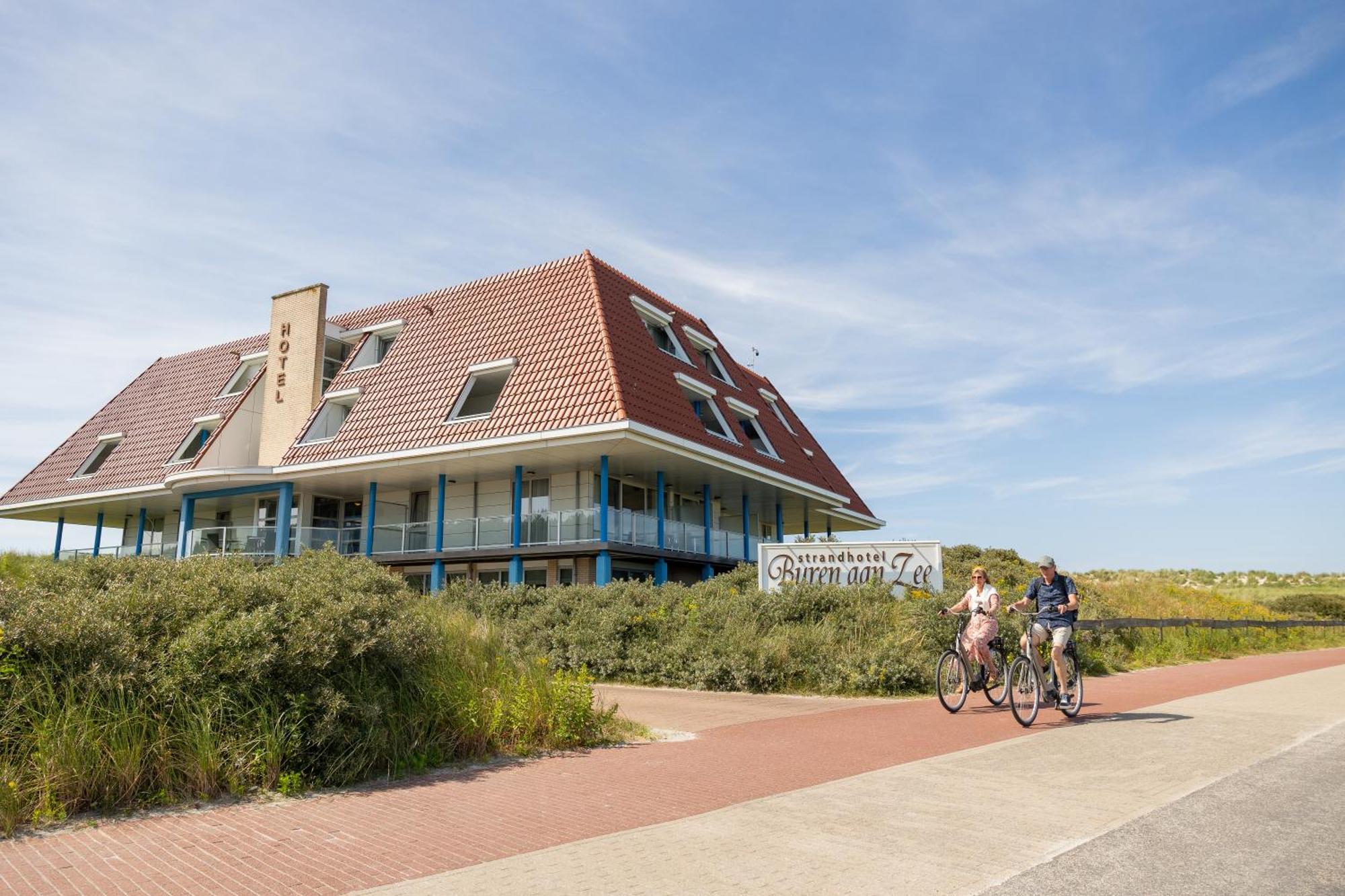 Strandhotel Buren Aan Zee المظهر الخارجي الصورة